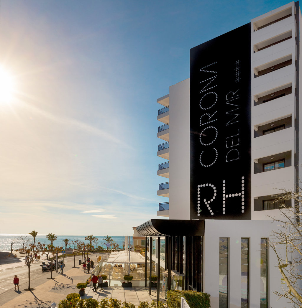 RH Corona del Mar 
