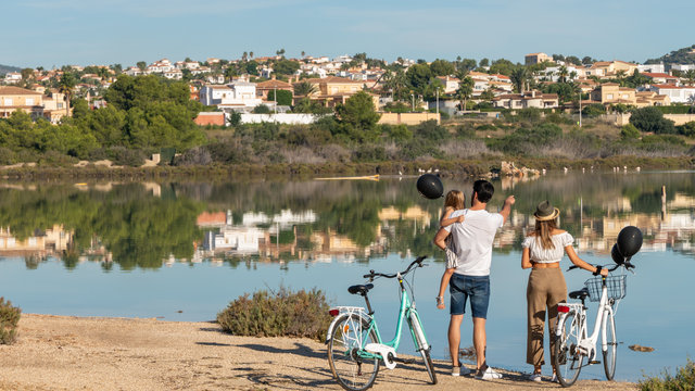 familia con bicis