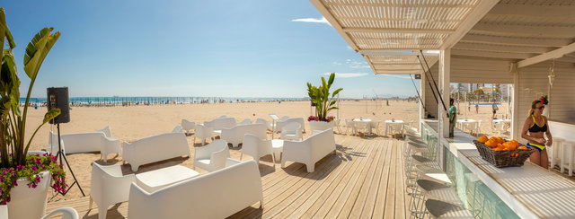 CHIRINGUITO "RH 4 BEACH"