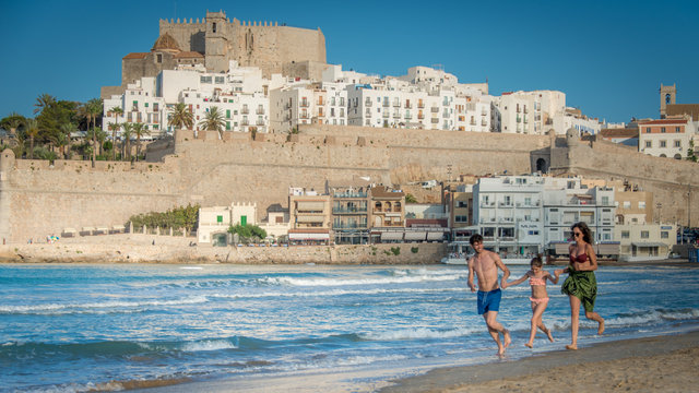 Familia en la playa