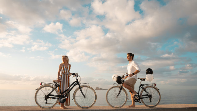 Plan romántico en bici por Benidorm para San Valentín