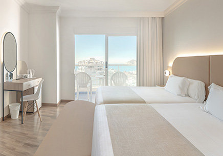 Habitación del Hotel RH Victoria en Benidorm.