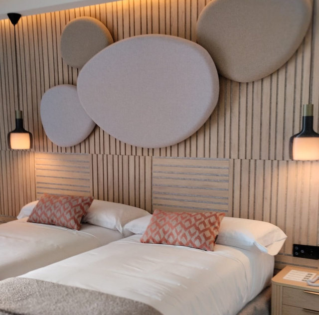 Habitación tecnológica HOTEL RH CORONA DEL MAR